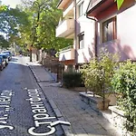 The Hiils 4 Апартаменты